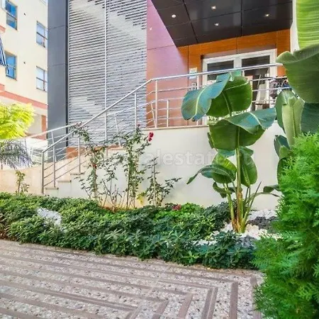 Апартаменты 1+1 В Центре Алании 550М До Пляжа Клеопатры /30 Apartmán Alanya